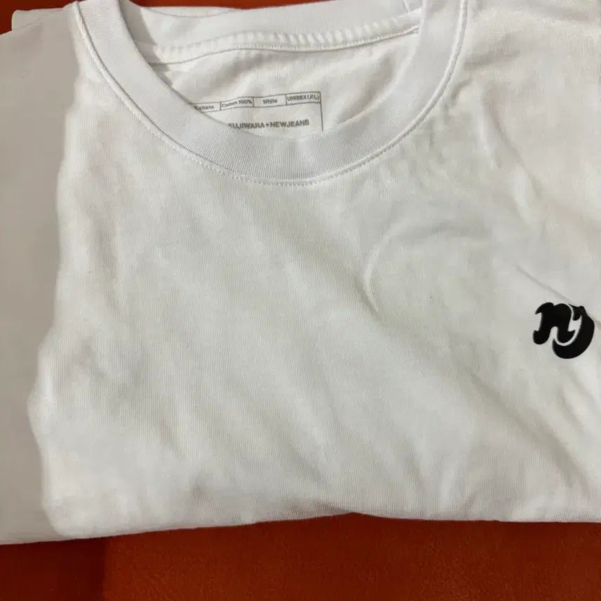 [BUNJANG] NewJeans Hiroshi Fujiwara T-shirt / (XL,1회착중고) 뉴진스 후지와라 히로시 반팔