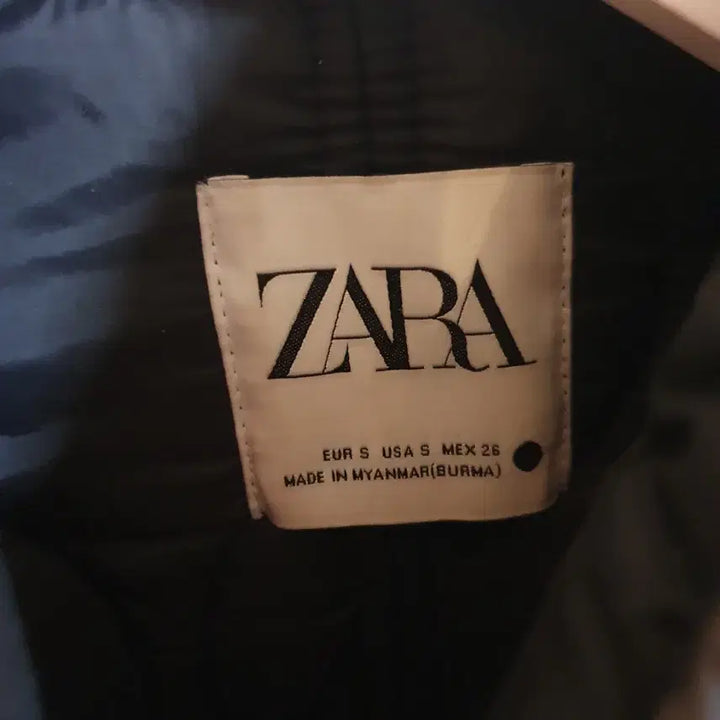 [BUNJANG] ZARA Lightweight Padded Jacket / 자라 경량패딩/55-66