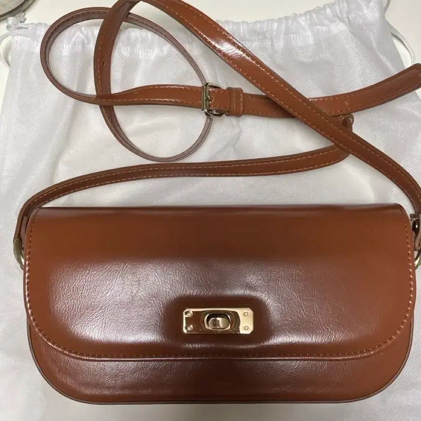 [BUNJANG] Donkey Long Body Shoulder Bag Brown / 돈키 롱바디 숄더백 브라운