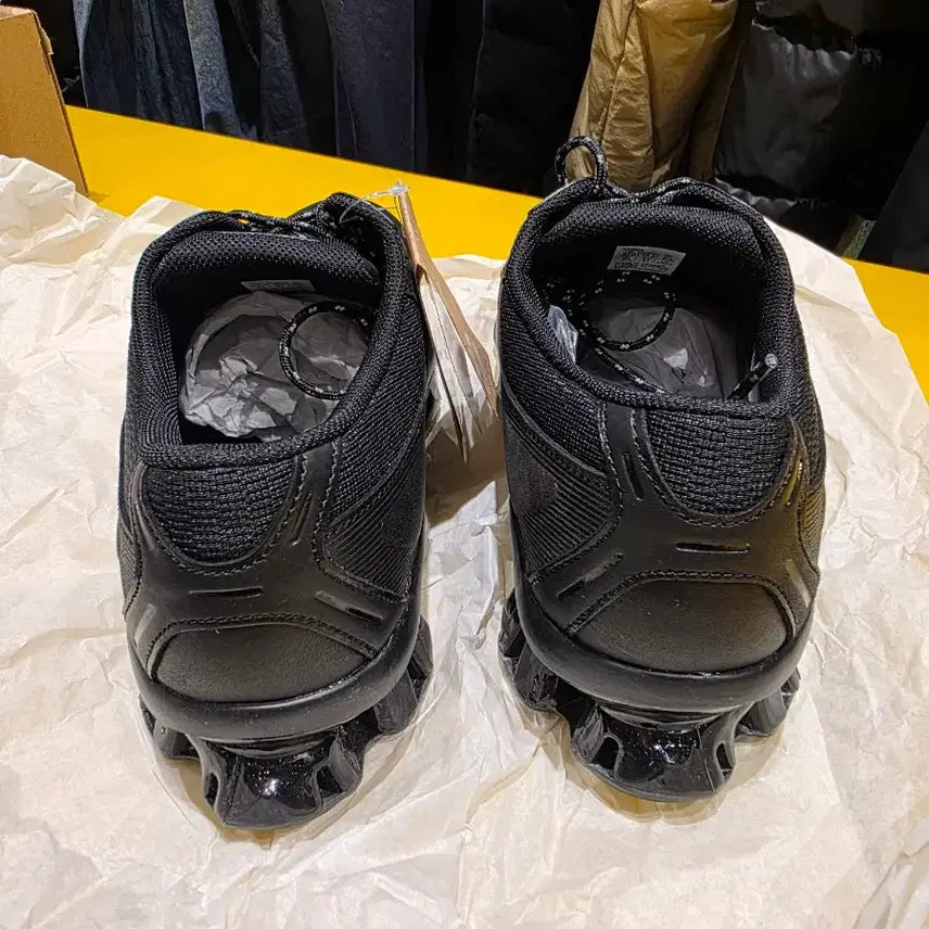 [BUNJANG] Asics Gel Quantum SP Black Sneakers / 아식스 젤퀀텀SP 블랙 275