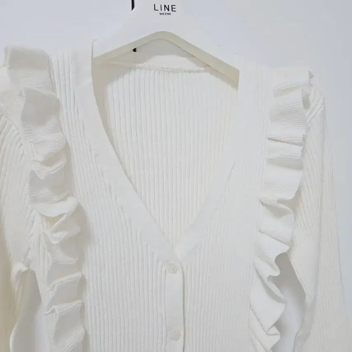 [BUNJANG] White Frill Knit Set / 화이트 컬러 프릴 니트 3종 전부