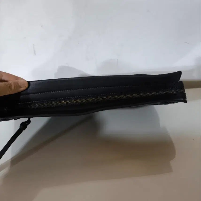 [BUNJANG] Couronne Natural Leather Clutch Bag / 쿠론 천연가죽 클러치백