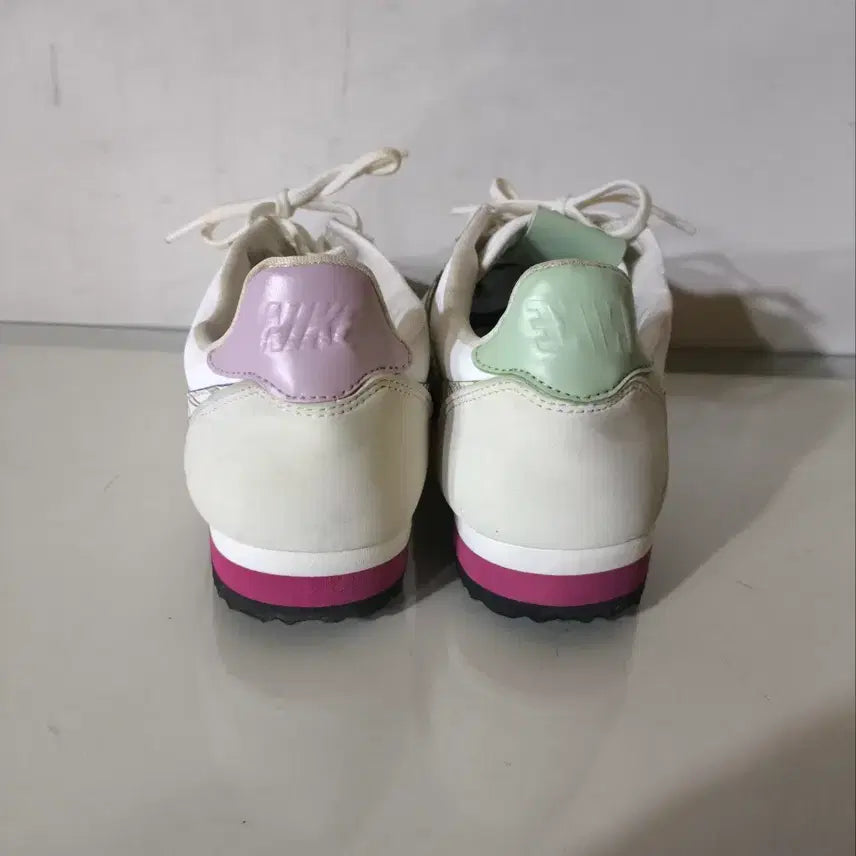 [BUNJANG] 265mm 나이키 코르테즈 발렌타인 스니커즈 / 265mm 나이키 코르테즈 발렌타인 스니커즈