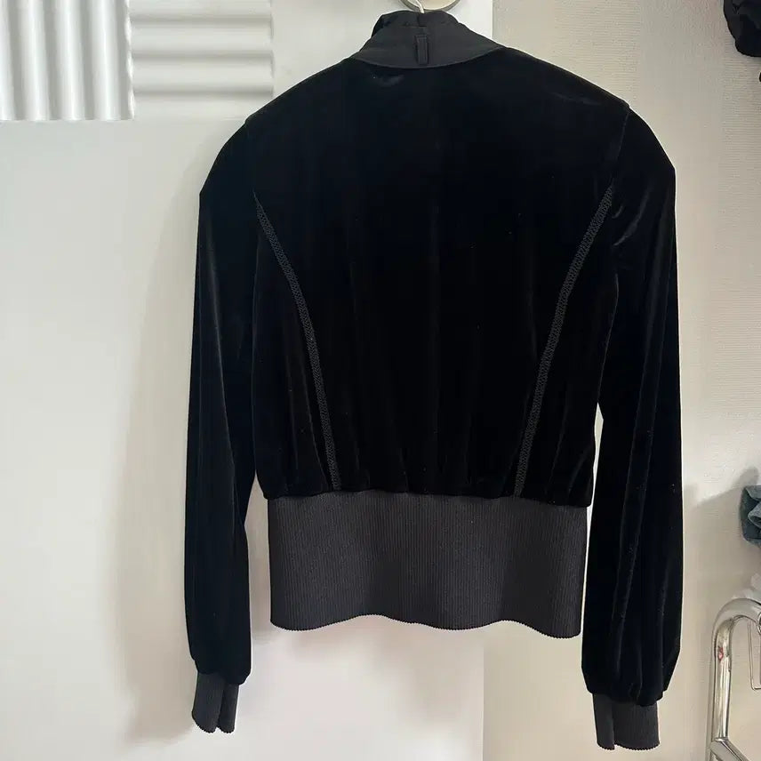 [BUNJANG] Q Vintage Satin Blouse Shirt / 큐빈티지 긱시크 새틴 블라우스 셔츠 레이어드 와이즈걸 shop502