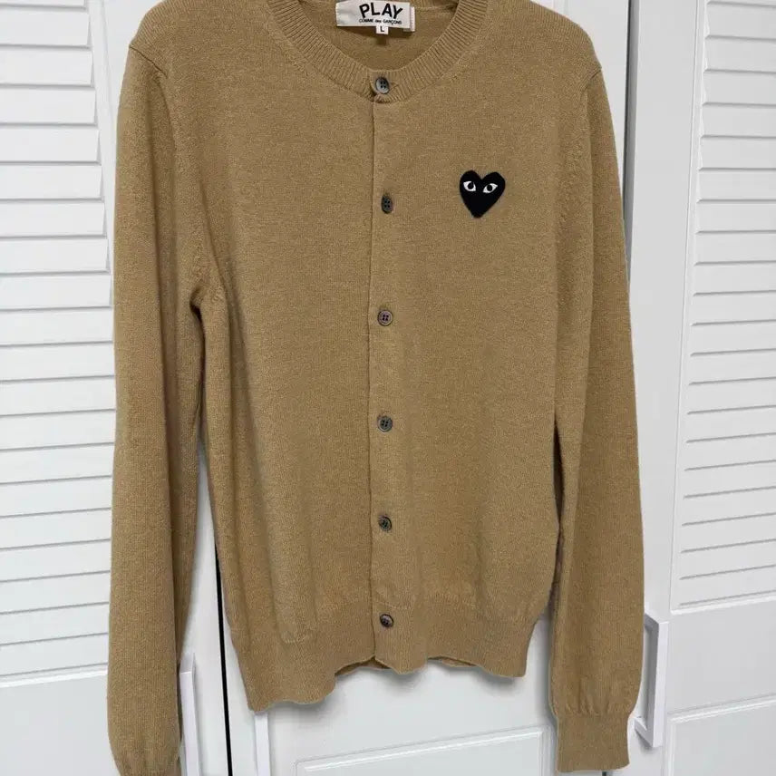 [BUNJANG] Comme des Garcons Emblem Cardigan / 꼼데가르송 와펜 가디건