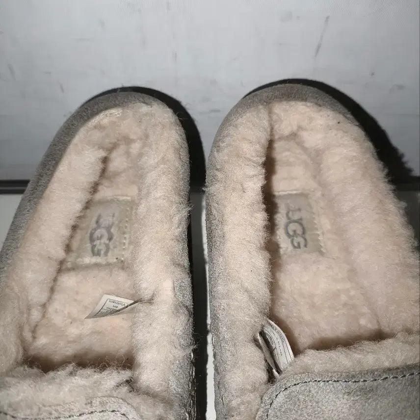 [BUNJANG] UGG Ansley Moccasin Boots / 230mm 어그 앤슬리 모카 방한화 회색