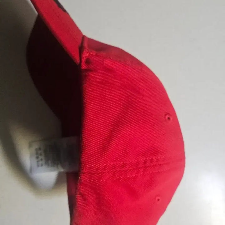 [BUNJANG] Balenciaga Red Logo Ball Cap / 발렌시아가 레드 로고 볼캡 모자