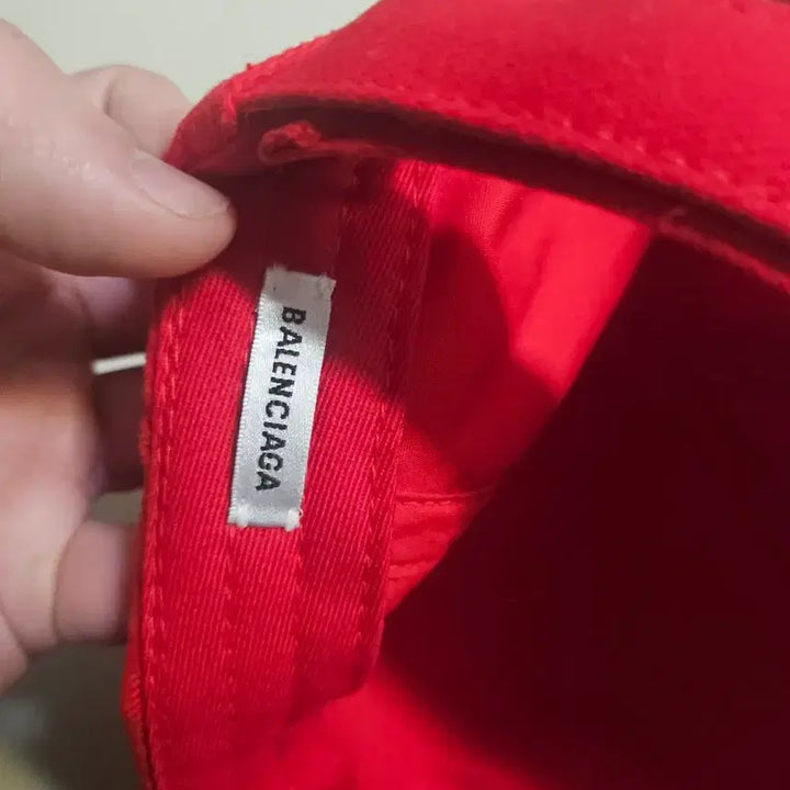 [BUNJANG] Balenciaga Red Logo Ball Cap / 발렌시아가 레드 로고 볼캡 모자