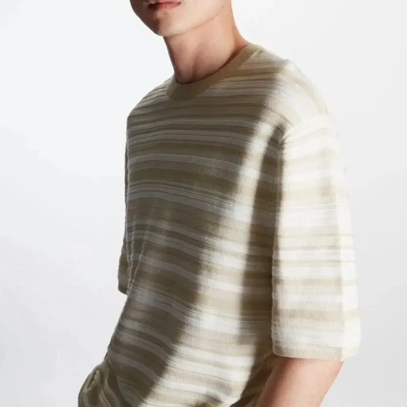 [BUNJANG] COS Jacquard Stripe Knit T-shirt / COS 코스 자카드 스트라이프 니트 티셔츠 (S)