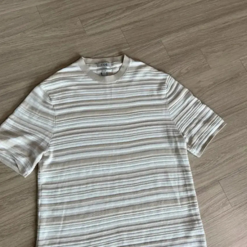 [BUNJANG] COS Jacquard Stripe Knit T-shirt / COS 코스 자카드 스트라이프 니트 티셔츠 (S)