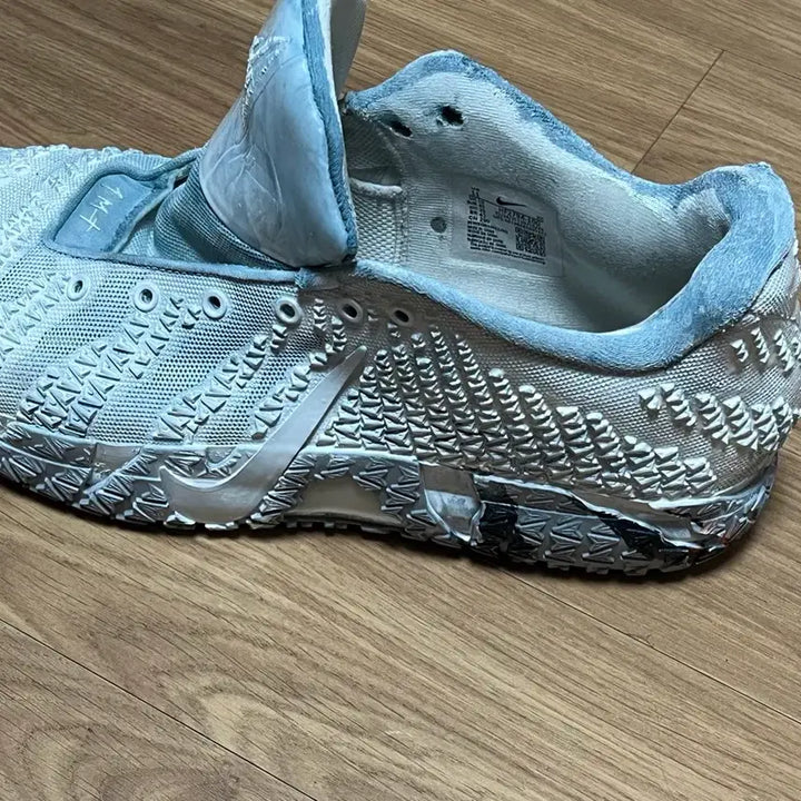 [BUNJANG] Unspecified 285 Sneakers / 자3 285