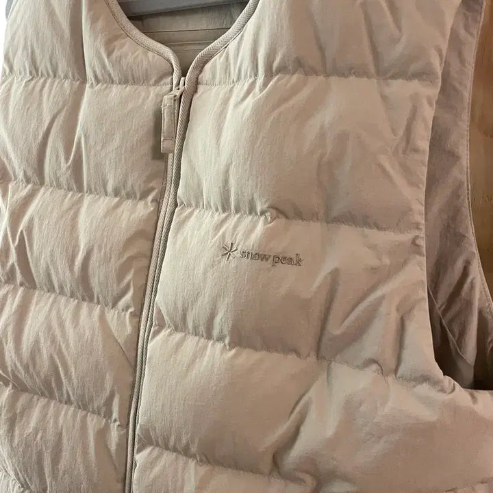 [BUNJANG] Snow Peak Padded Vest Beige / 스노우피크 패딩 조끼 베이지
