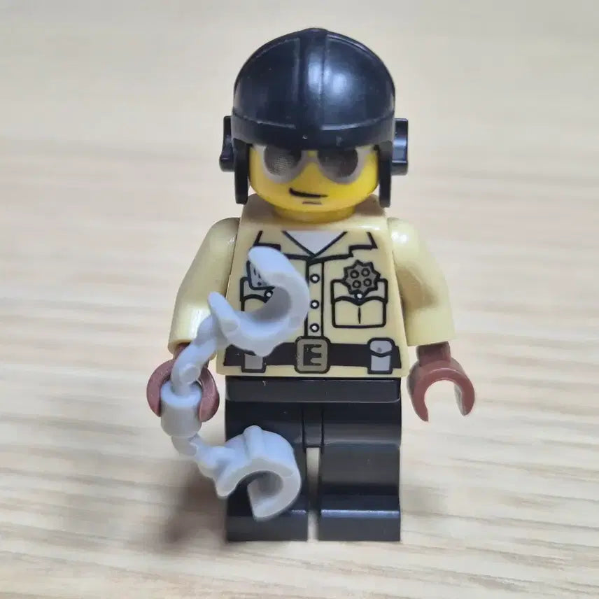 [BUNJANG] Lego 8684 Traffic Police Minifigure / 레고 8684 교통 경찰 미니피규어