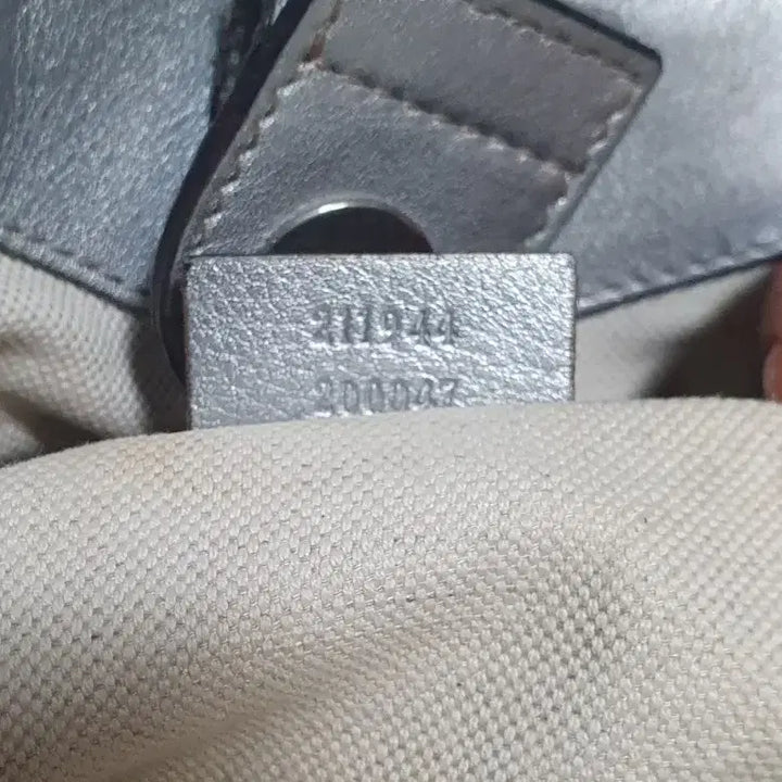 [BUNJANG] Gucci Silver Leather Tote Bag / 정품 ㅡ구찌ㅡ실버가죽ㅡ토트백