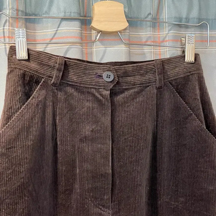 [BUNJANG] Brown Corduroy Midi Skirt / 브라운 코듀미디스커트