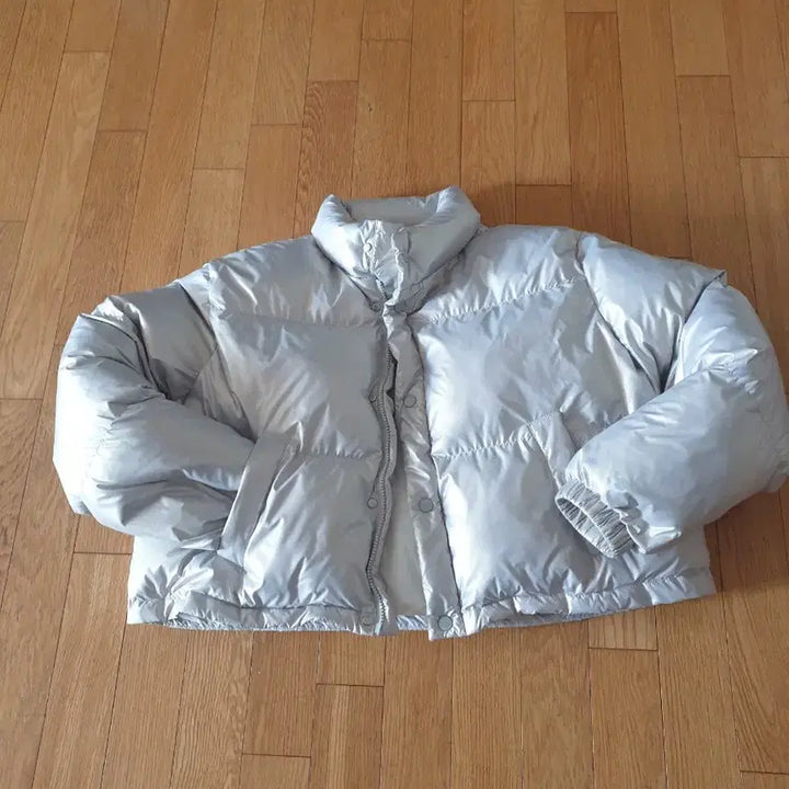 [BUNJANG] Code:graphy Silver Padded Jacket / Code:graphy 여성 은색 패딩 S(66)가능