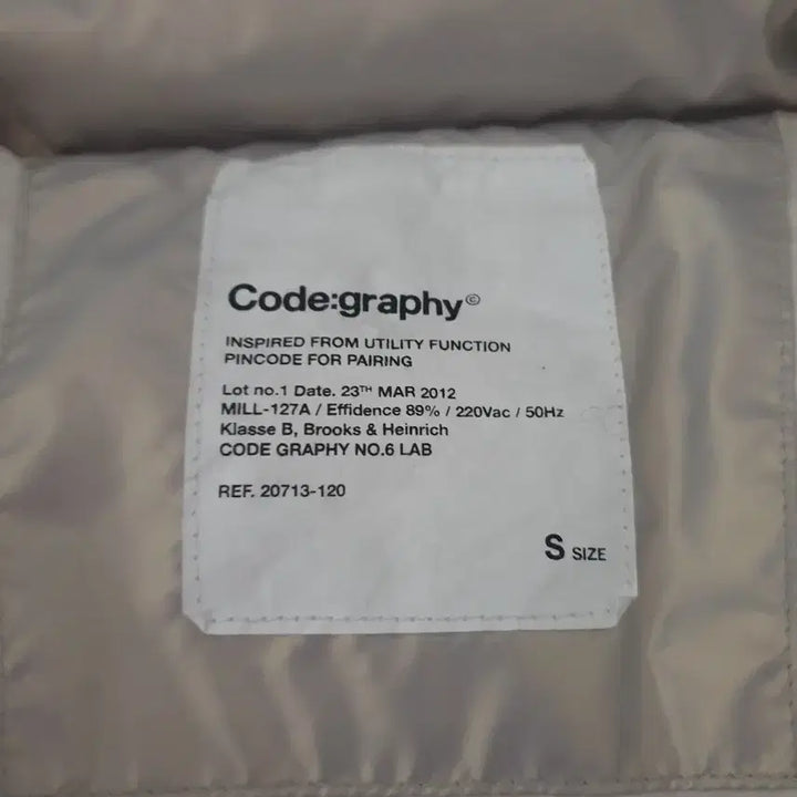 [BUNJANG] Code:graphy Silver Padded Jacket / Code:graphy 여성 은색 패딩 S(66)가능