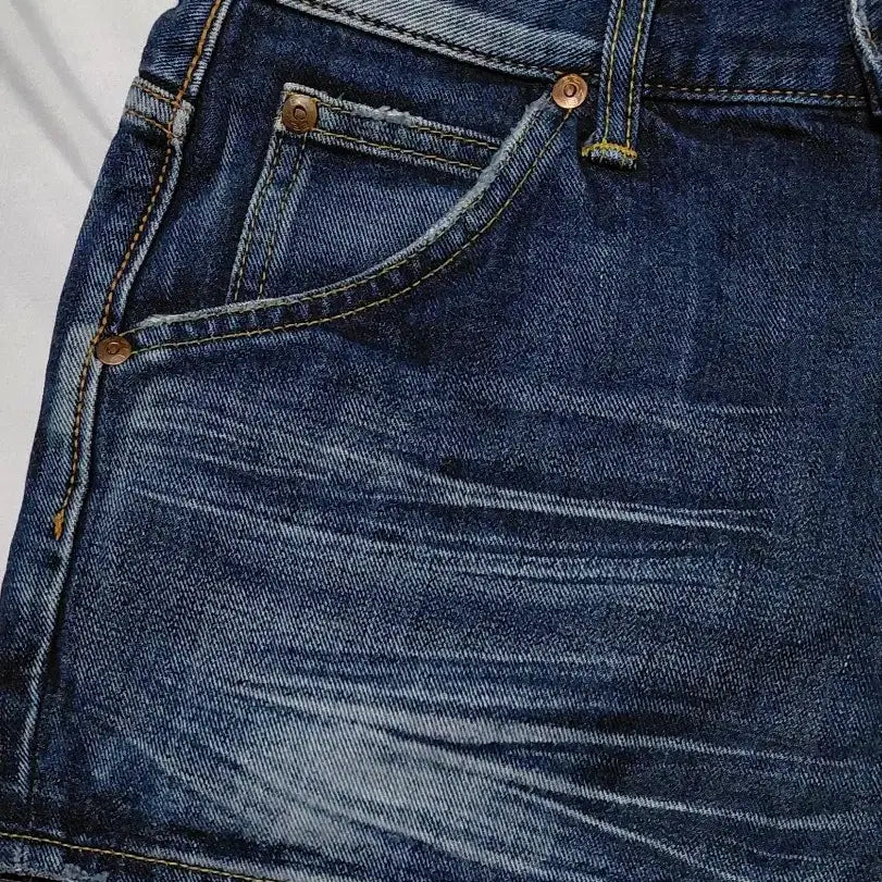 [BUNJANG] Lee Lady Lee Riders Denim Shorts / [S] Lee 레이디 라이더스 데님 숏팬츠 (Made in Japan)