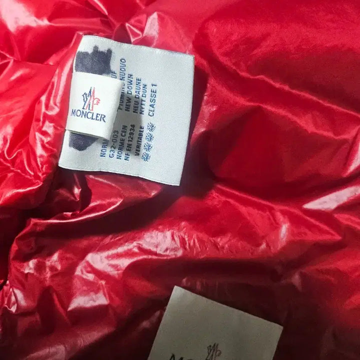 [BUNJANG] Moncler GUI Red Logo Padded Vest / [1]몽클레어 GUI 레드 로고 패딩 조끼