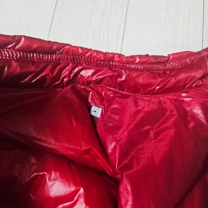 [BUNJANG] Moncler GUI Red Logo Padded Vest / [1]몽클레어 GUI 레드 로고 패딩 조끼