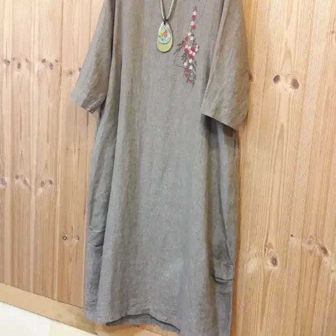 [BUNJANG] Natural Dye Embroidered Linen Long Dress / *천연염색 자수 린넨 롱 원피스     ( 새 상 품 )
