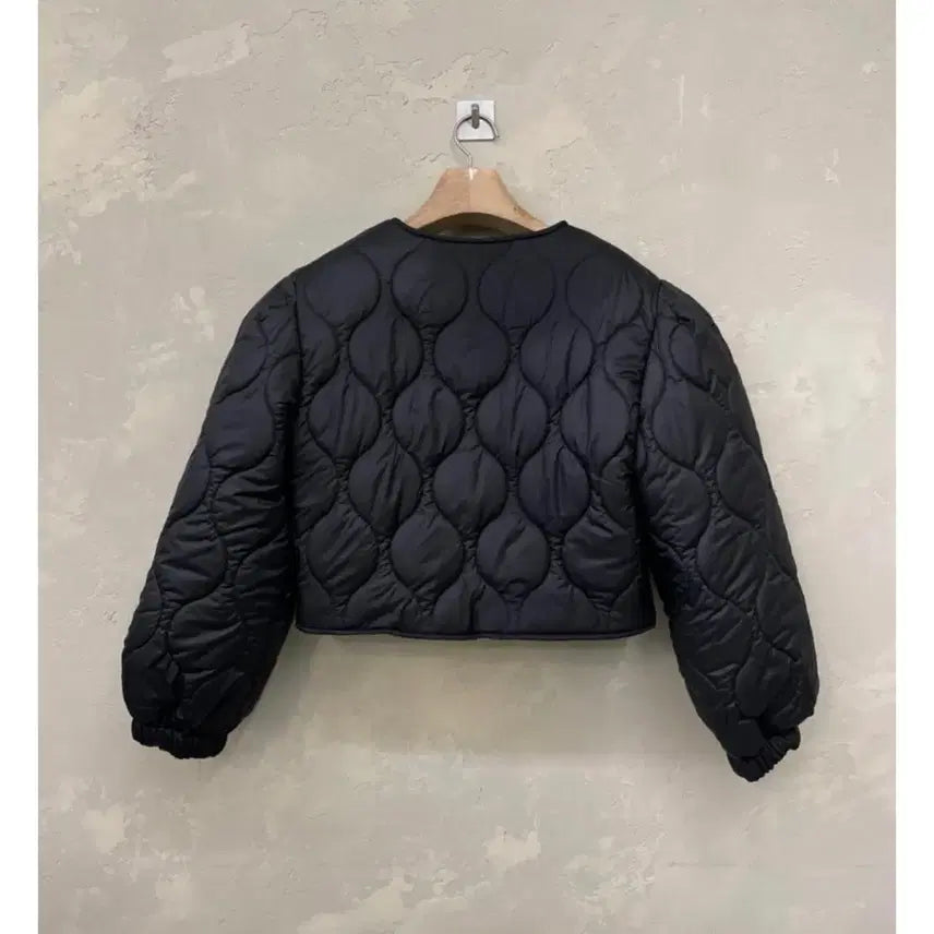[BUNJANG] Antique J Vivian Padded Jacket / 엔티크제이 비비안패딩 블랙