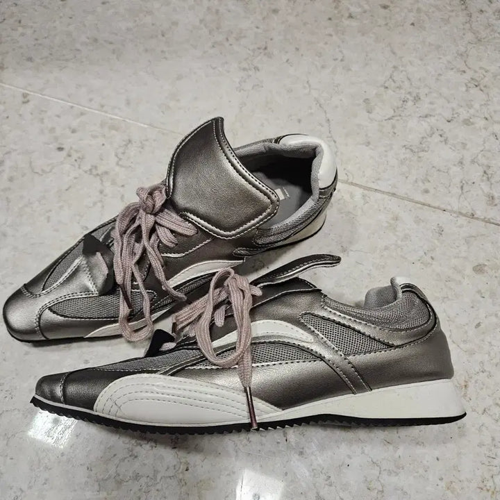 [BUNJANG] Metal Low Sneakers / 메탈 로우 스니커즈