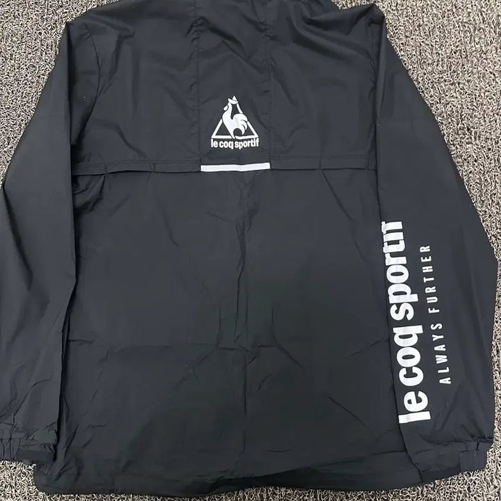 [BUNJANG] Le Coq Sportif Lightweight Windbreaker Jacket (Black, Size M) / 르꼬끄 경량 바람막이 자켓 블랙 95(M)