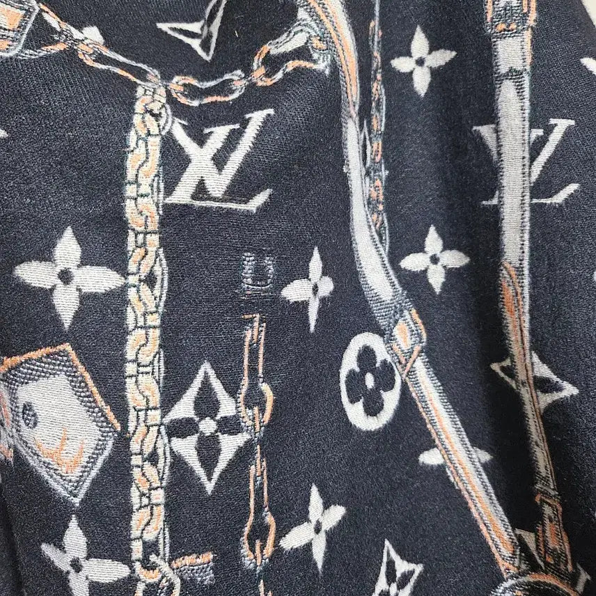 [BUNJANG] Louis Vuitton Cashmere Scarf Shawl Blanket / 루이비통 머플러 숄 무릎담요