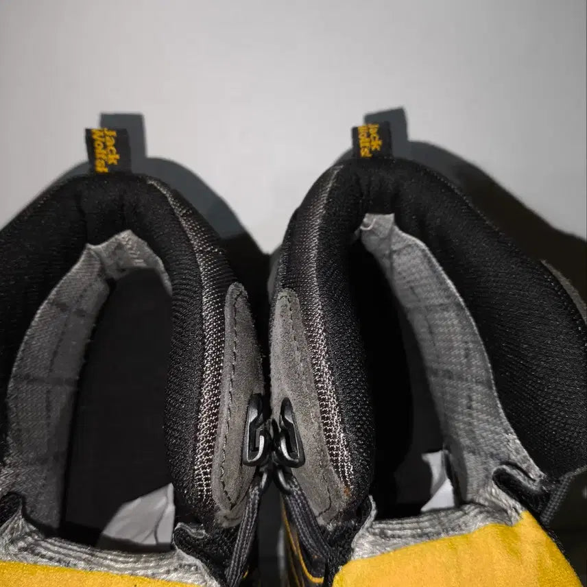 [SOLD OUT] 300mm 잭울프스킨 texaore 방수 중등산화