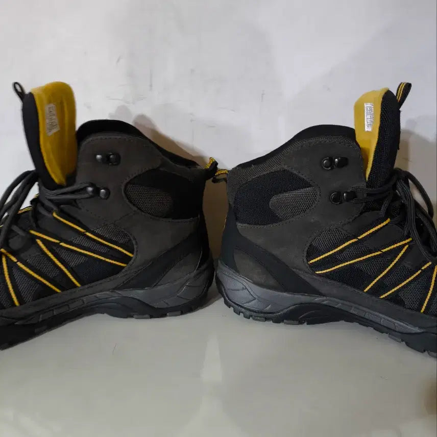 [SOLD OUT] 300mm 잭울프스킨 texaore 방수 중등산화