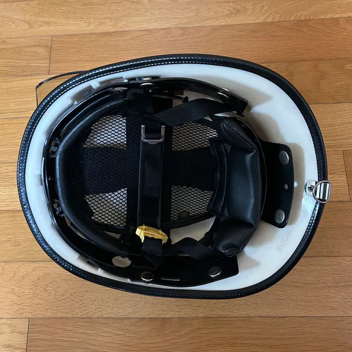 [BUNJANG] San Cheong Fire Commander Suppression Helmet (Small) / 소방 지휘관 진압헬멧(소형)