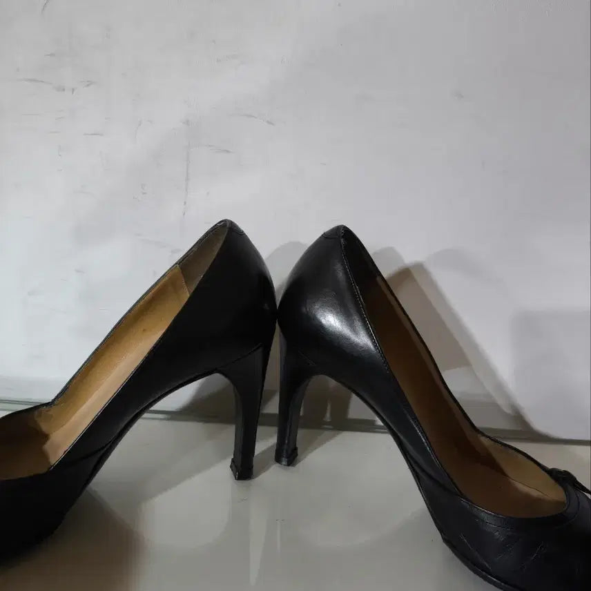 [BUNJANG] Bally Black Ribbon Heels / 235~240mm 발리 블랙리본 힐 구두