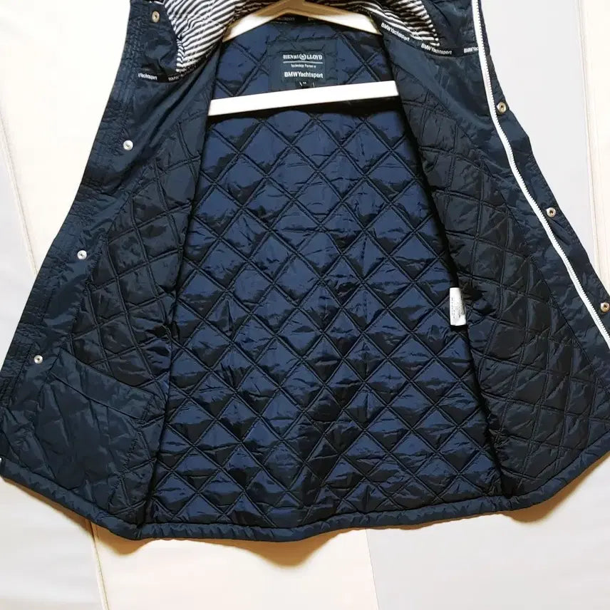 [BUNJANG] BMW Yacht Hooded Padded Vest Navy / [XXL] BMW Yacht 후드 패딩조끼 네이비423