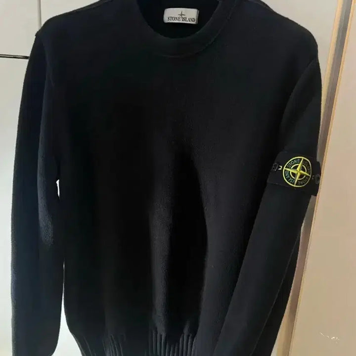 [BUNJANG] Stone Island 23FW Black Sweater L / 스톤아일랜드 23fw 블랙스웨터 L