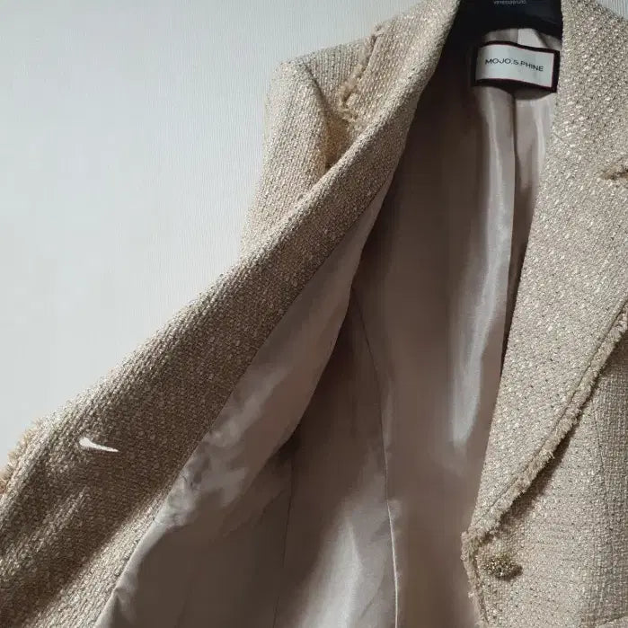 [BUNJANG] MojoSphin Tweed Jacket / 모조에스핀 비즈 버튼 트위드 자켓  55사이즈 정품