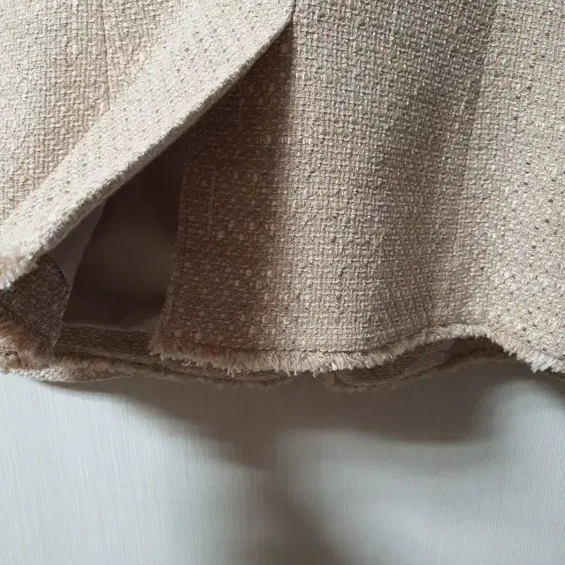 [BUNJANG] MojoSphin Tweed Jacket / 모조에스핀 비즈 버튼 트위드 자켓  55사이즈 정품