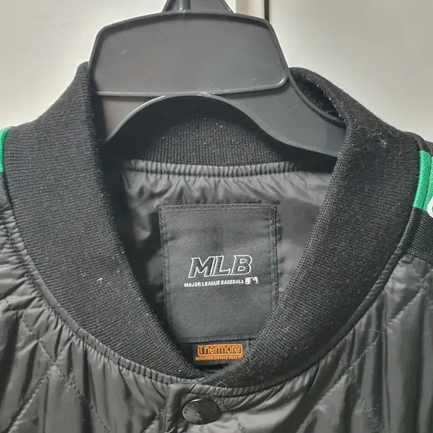 [BUNJANG] MLB New York Yankees Diamond Quilted Jacket / MLB 뉴욕양키즈 퀼팅 자켓 100