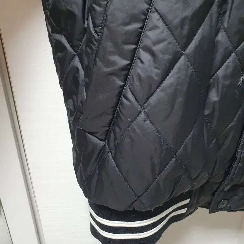 [BUNJANG] MLB New York Yankees Diamond Quilted Jacket / MLB 뉴욕양키즈 퀼팅 자켓 100