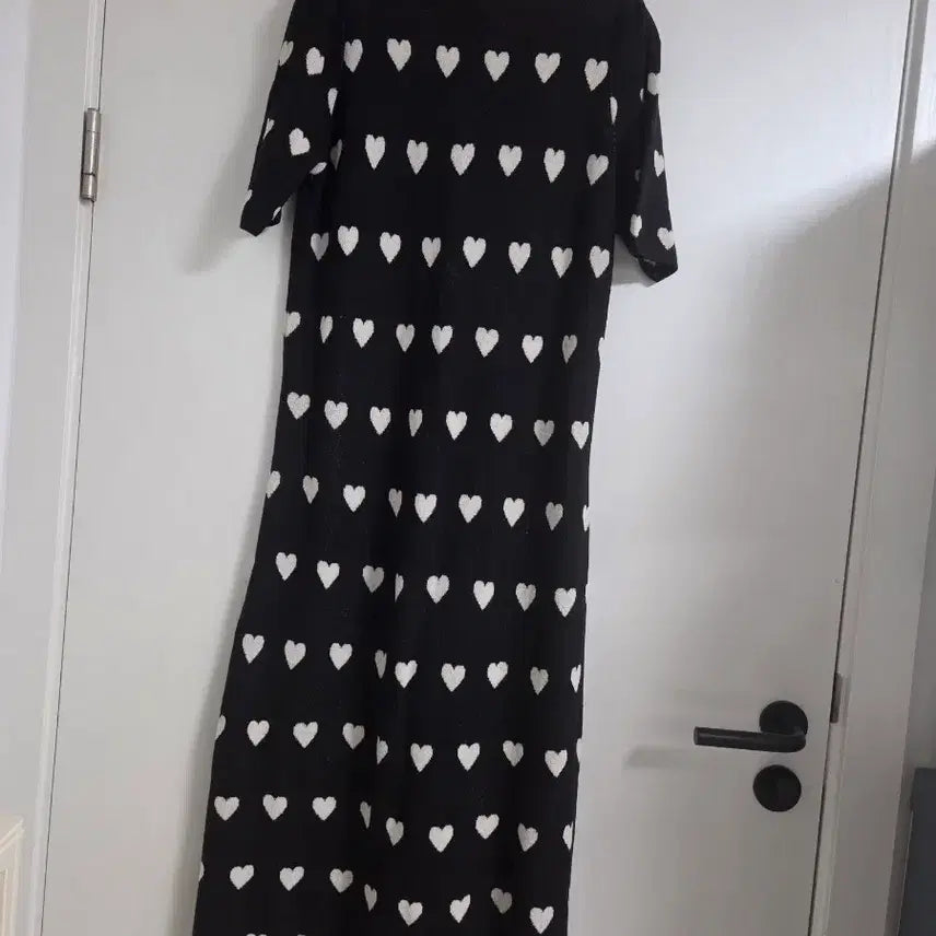 [BUNJANG] Heart Pattern Long Knit Dress / 하트 패턴 롱 니트 원피스