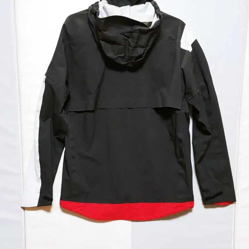 [BUNJANG] Spider Hooded Windbreaker Jacket Black / [XL] 스파이더  후드 바람막이점퍼 블랙233