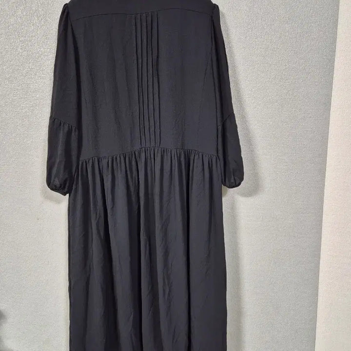 [BUNJANG] Navy Pleated Shirred Midi Dress / 네이비 플리츠 셔링원피스 66