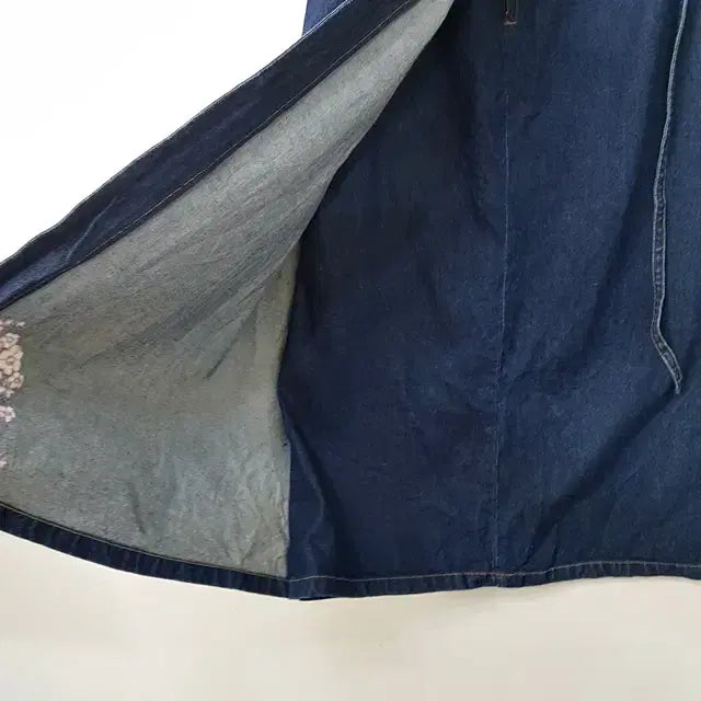 [BUNJANG] PLAY CHESS Denim Wrap Skirt / PLAY CHESS 랩 장식 데님 스커트