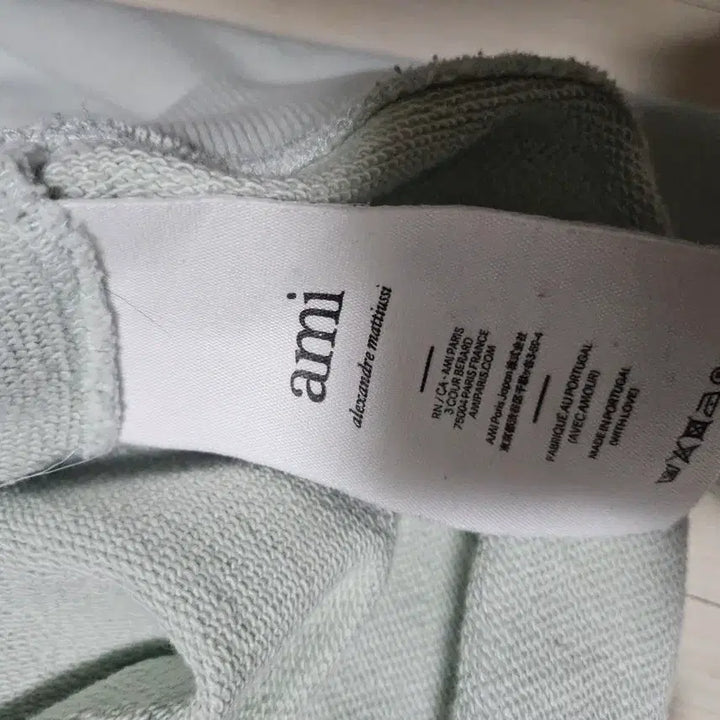 [BUNJANG] XL Army Small Heart Logo Sweatshirt / [L]아미 스몰 하트 로고 맨투맨