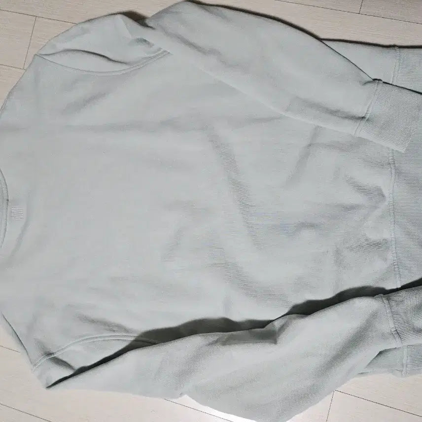 [BUNJANG] XL Army Small Heart Logo Sweatshirt / [L]아미 스몰 하트 로고 맨투맨