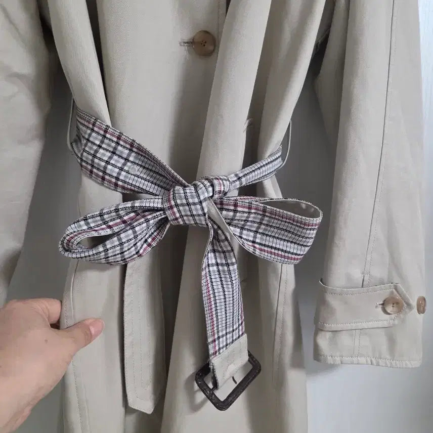 [BUNJANG] Beige Check Lined Long Trench Coat / 베이지색 체크 안감 롱 트렌치코트