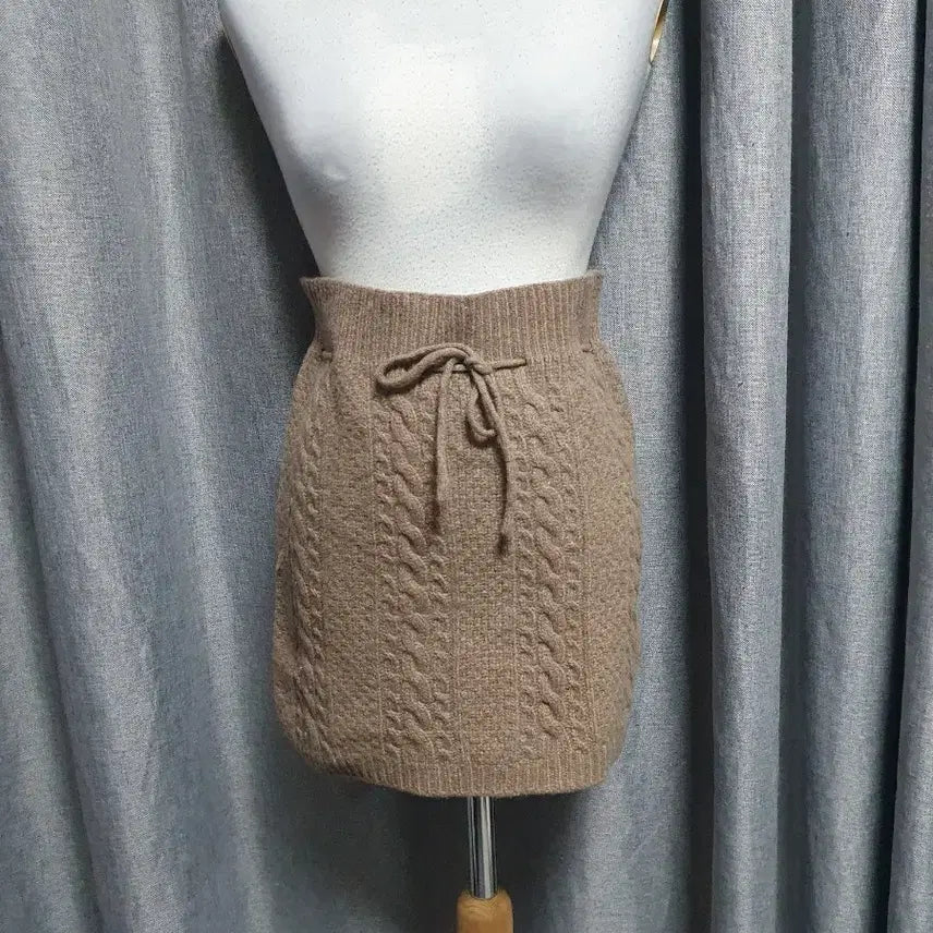 [BUNJANG] Cable Knit Mini Skirt / 케이블 니트 미니스커트