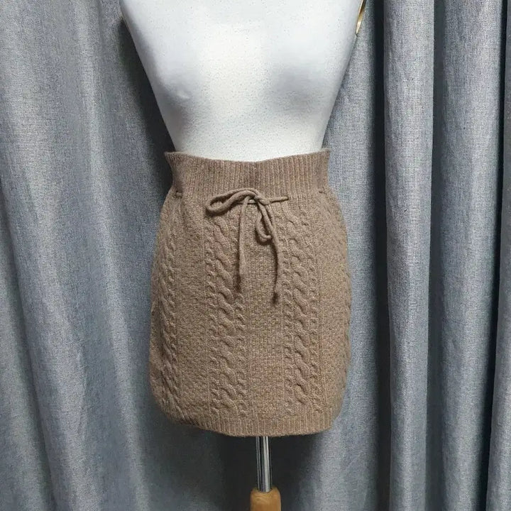[BUNJANG] Cable Knit Mini Skirt / 케이블 니트 미니스커트
