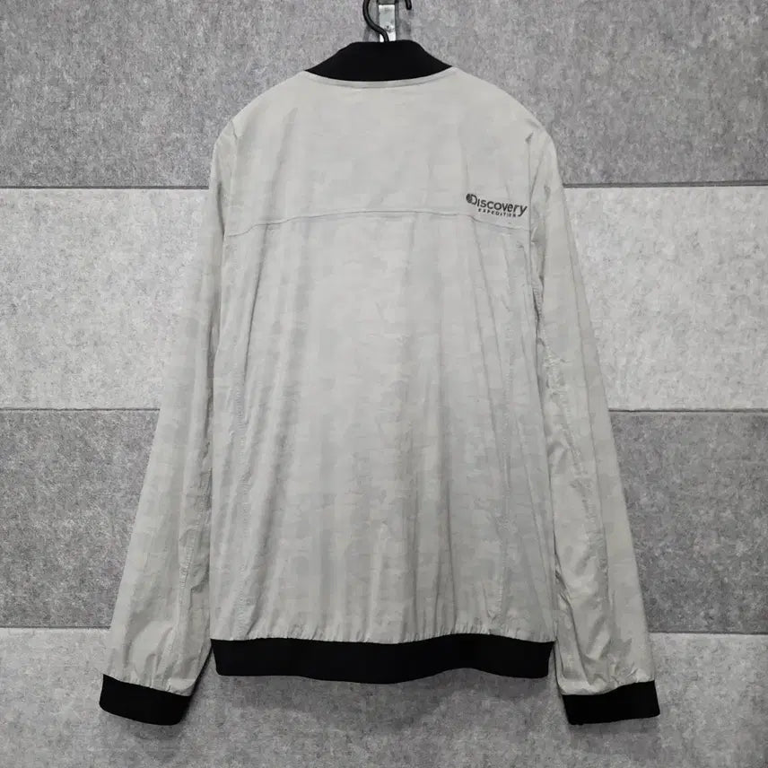 [BUNJANG] Discovery Expedition Men's Camo Blouson Windbreaker Jacket / 디스커버리 익스페디션 남성 카모 블루종 바람막이 (사이즈 105)