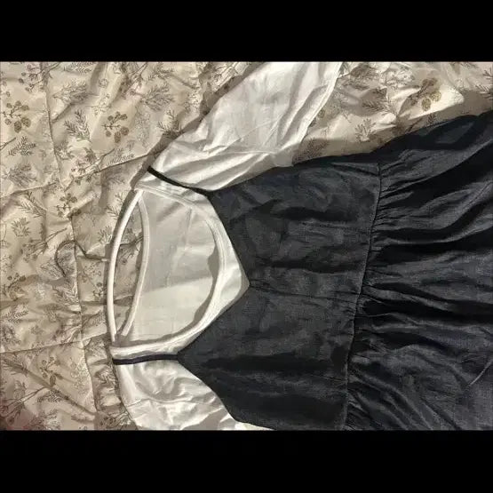 [BUNJANG] Layered Top Blouse & Layered Tee / 레이어드 탑 블라우스 +레이어드 티 새상품 판매